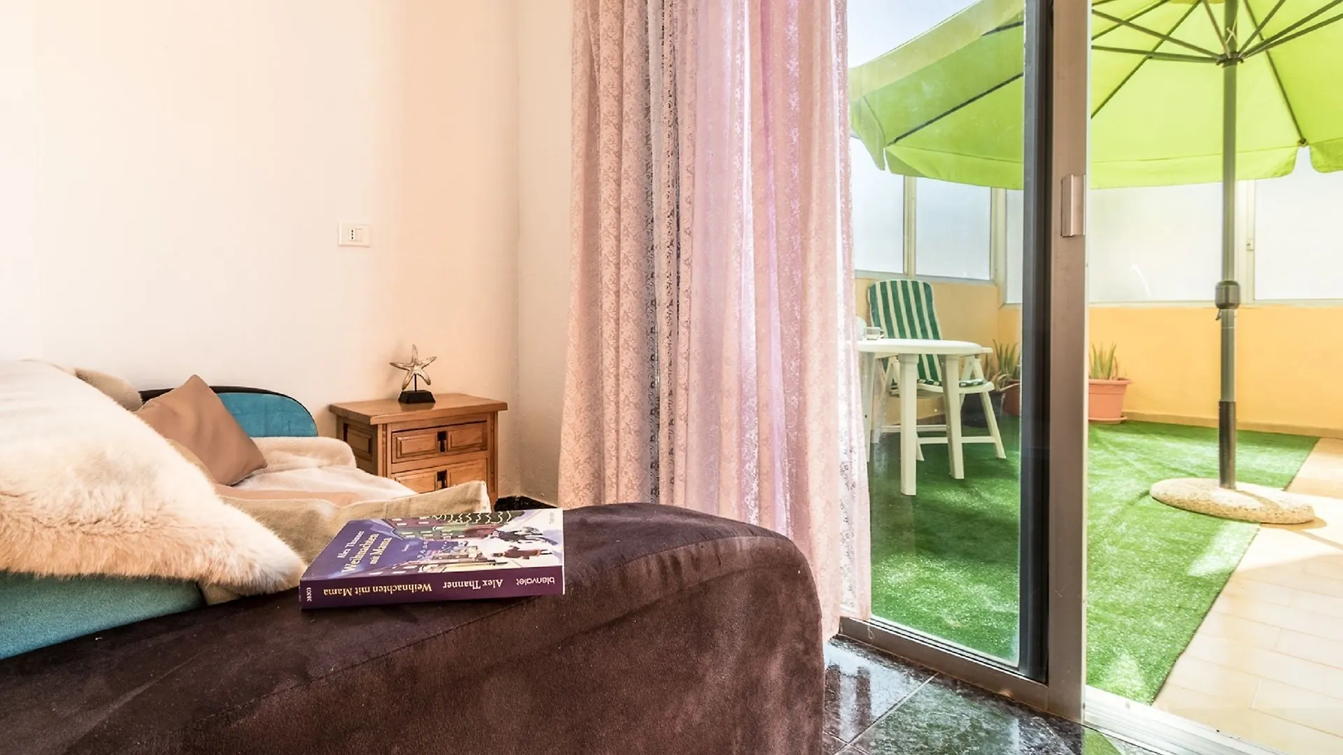 Apartment Appartamento Los Angeles Arona